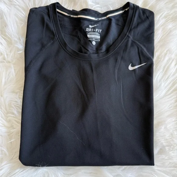 Nike | Women’s Large Black Dri-Fit Athletic Shirt - Picture 2 of 11